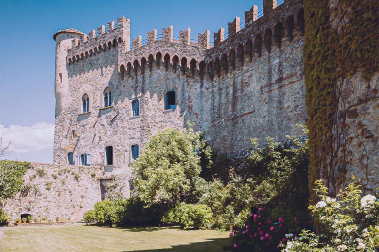 Castello Malaspina Di Fosdinovo Hotel Exterior photo