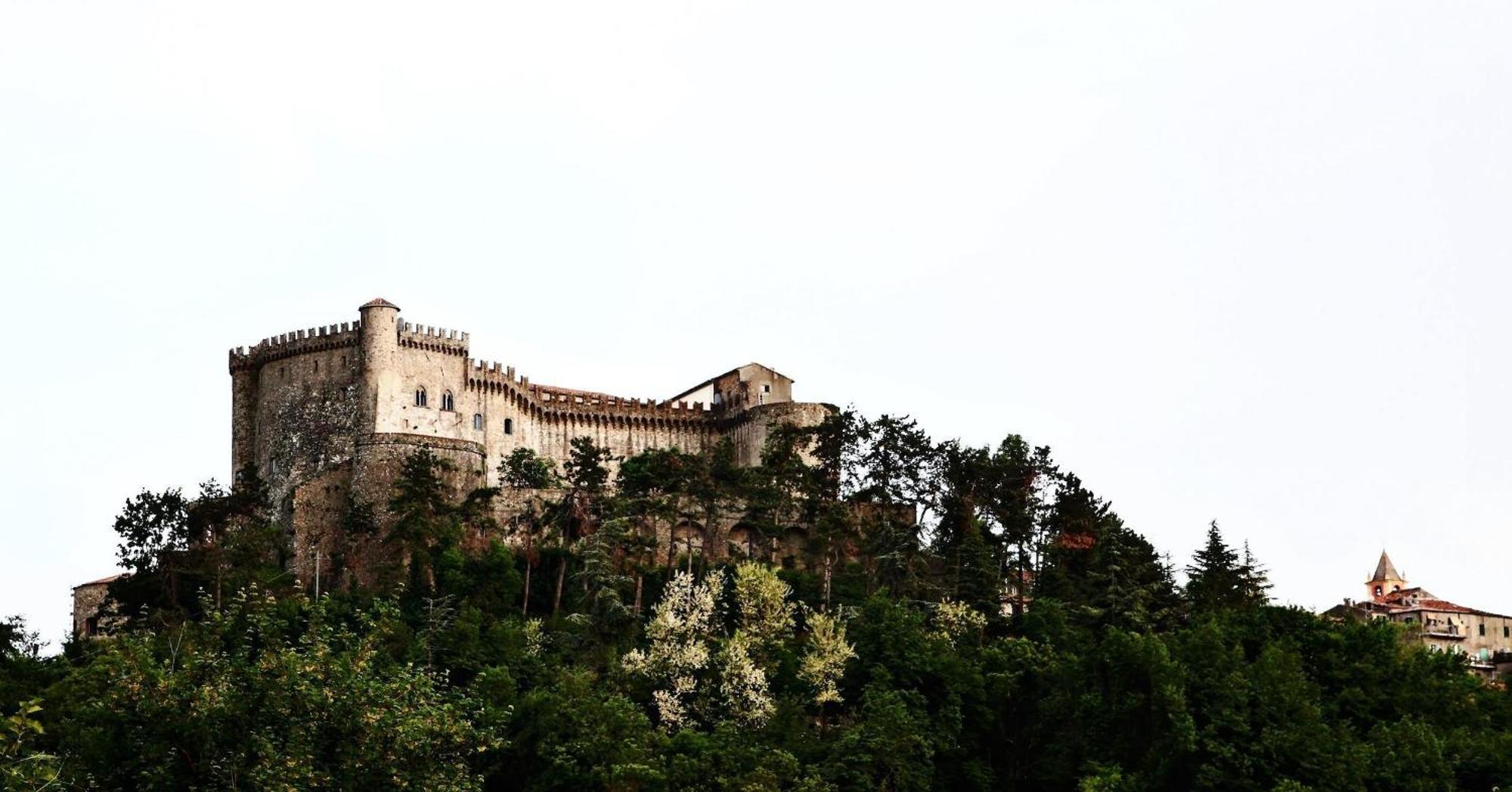 Castello Malaspina Di Fosdinovo Hotel Exterior photo